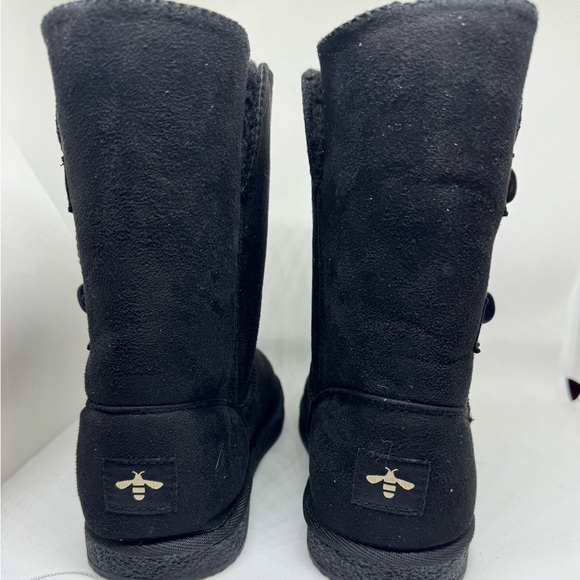 NEW Willowbee Winter Boots - Picture 2 of 5